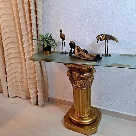 100 M De Playa * Κάλπε