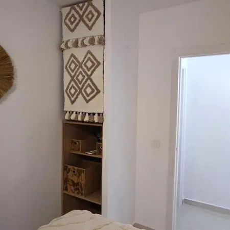 Apartment 100 M De Playa *