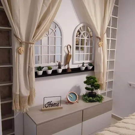 100 M De Playa Apartmán